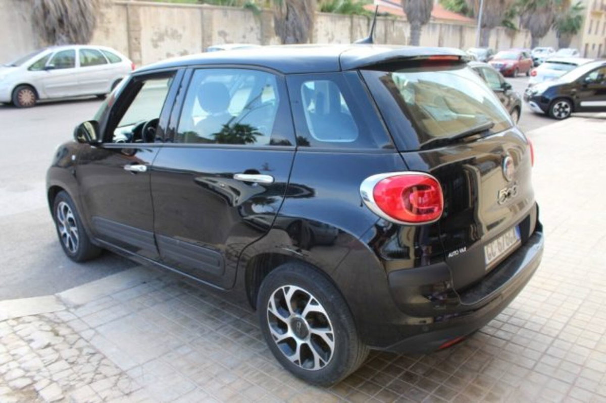 Fiat 500L 1.3 Multijet 95 CV Mirror (4)
