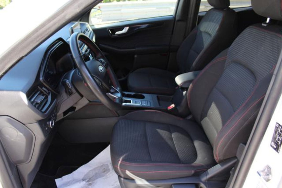 Ford Kuga 2.5 Plug In Hybrid 225 CV CVT 2WD ST-Line (14)