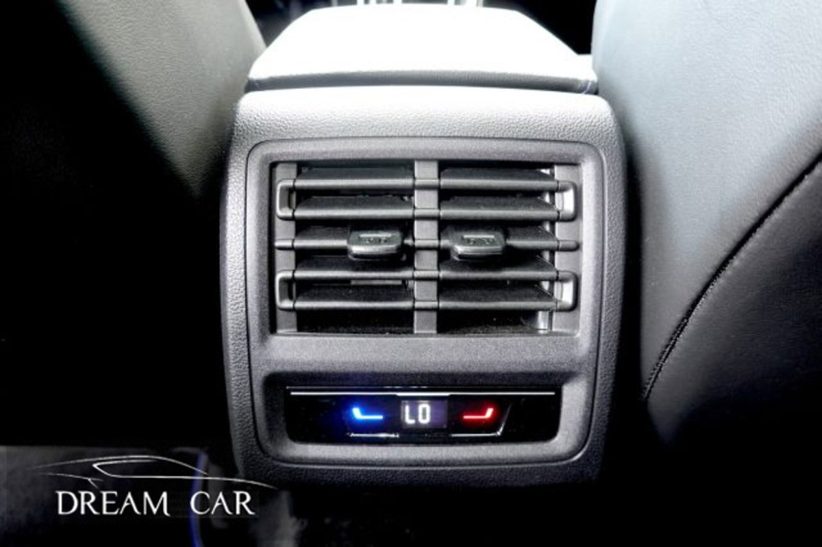 Volkswagen Golf 2.0 TSI R DSG 4Motion (16)