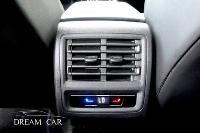 Volkswagen Golf 2.0 TSI R DSG 4Motion (16)