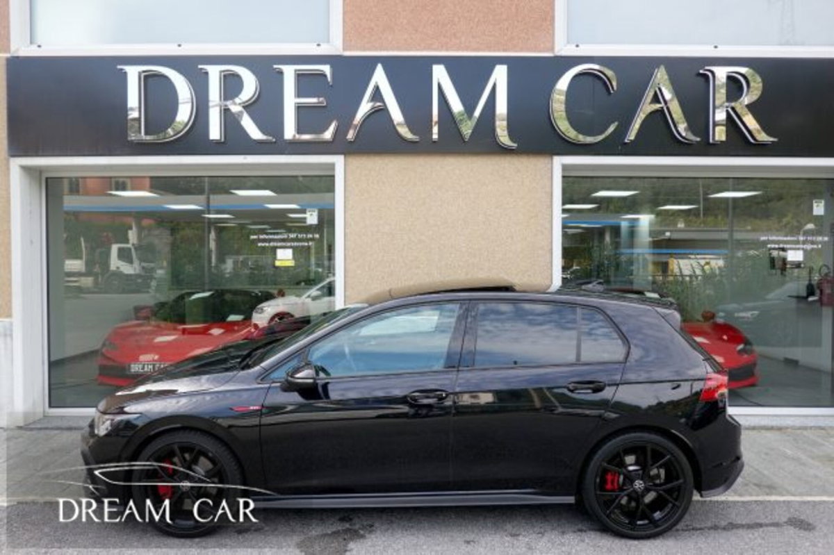 Volkswagen Golf 2.0 tsi GTI MT Ultimate 245cv (2)