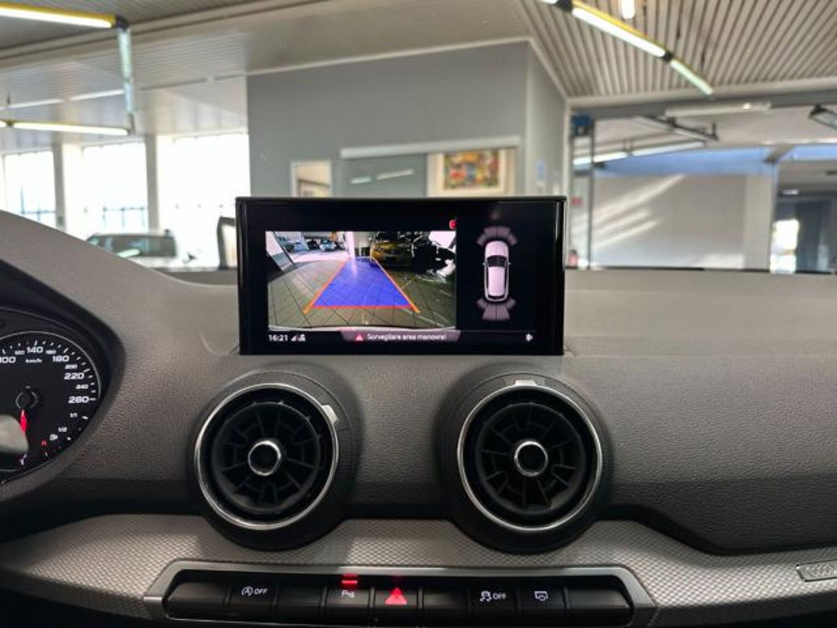 Audi Q2 Q2 30 TDI S tronic Business (13)