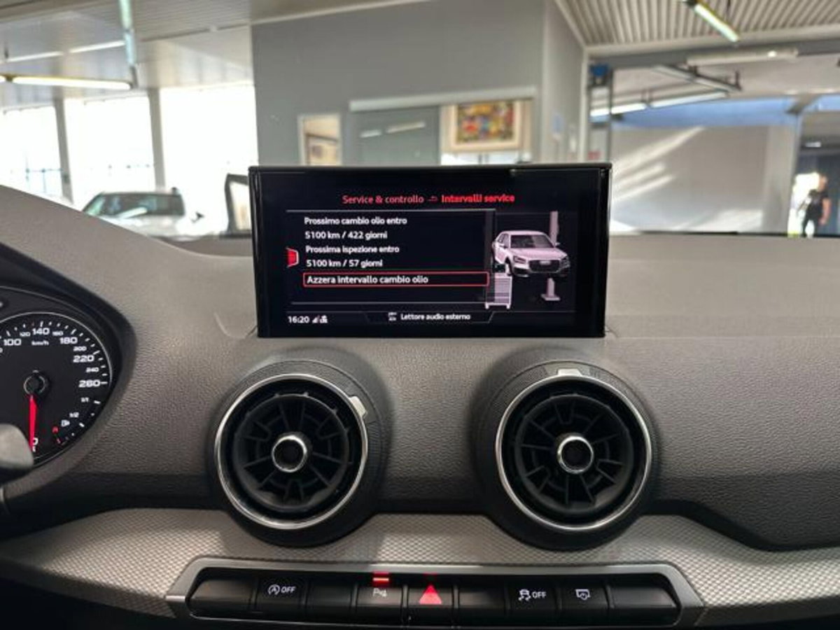 Audi Q2 Q2 30 TDI S tronic Business (20)
