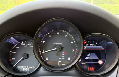 Porsche Macan 2.0 265cv pdk (9)