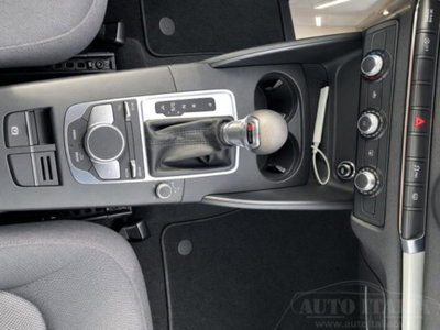 Audi A3 Sedan 35 TFSI S tronic COD Admired (10)