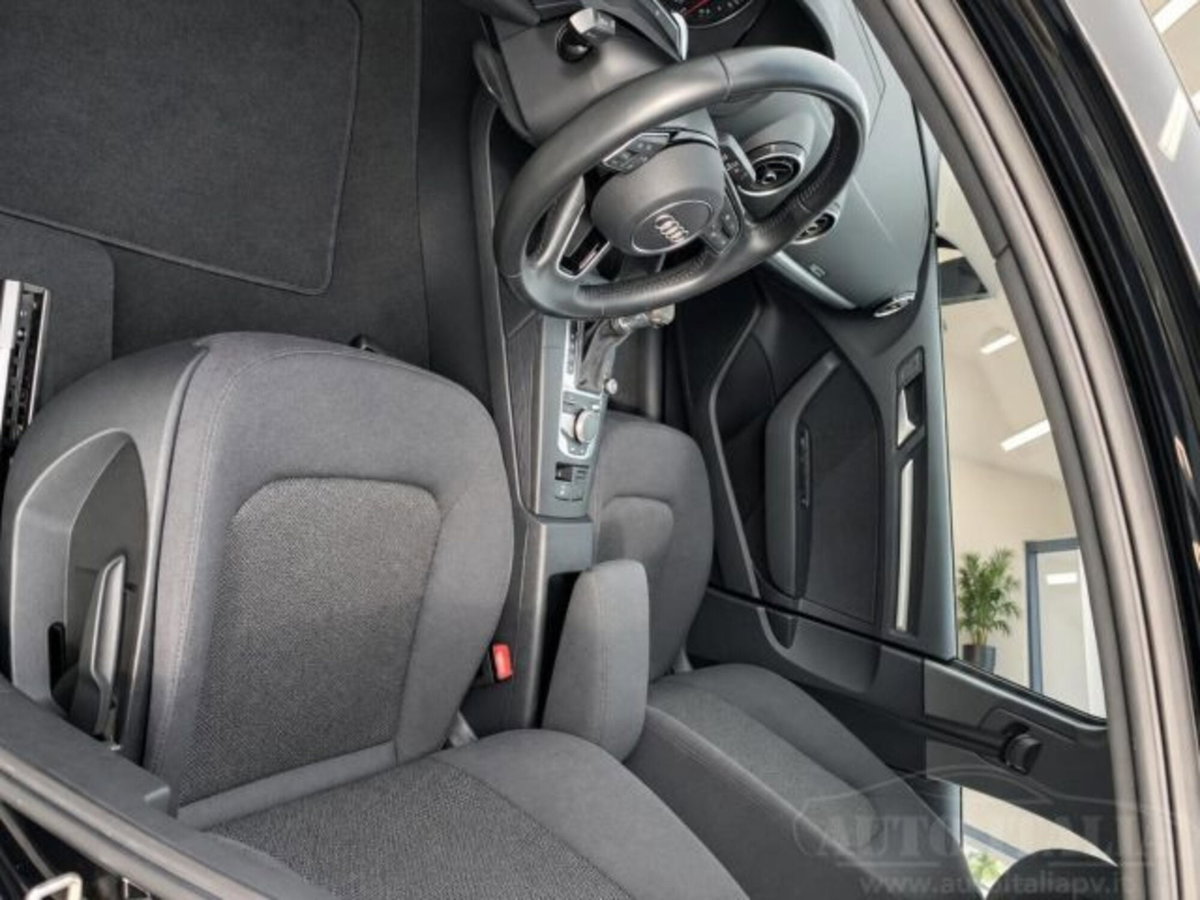 Audi A3 Sedan 35 TFSI S tronic COD Admired (12)