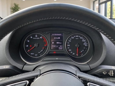 Audi A3 Sedan 35 TFSI S tronic COD Admired (14)