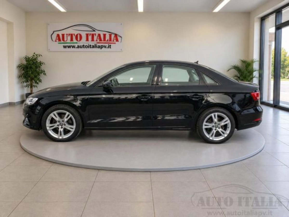 Audi A3 Sedan 35 TFSI S tronic COD Admired (8)