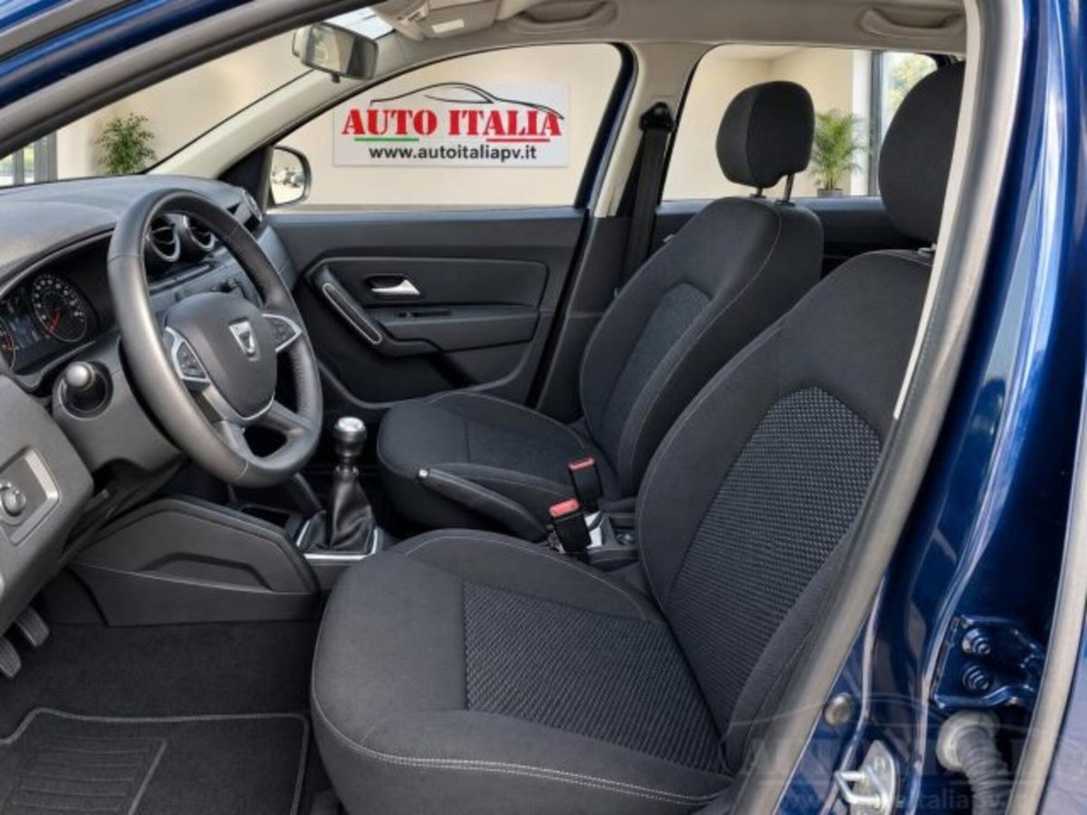 Dacia Duster 1.5 dCi 8V 110 CV 4x2 Comfort (8)