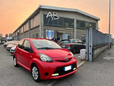Toyota Aygo 1.0 12V VVT-i 5 porte usata