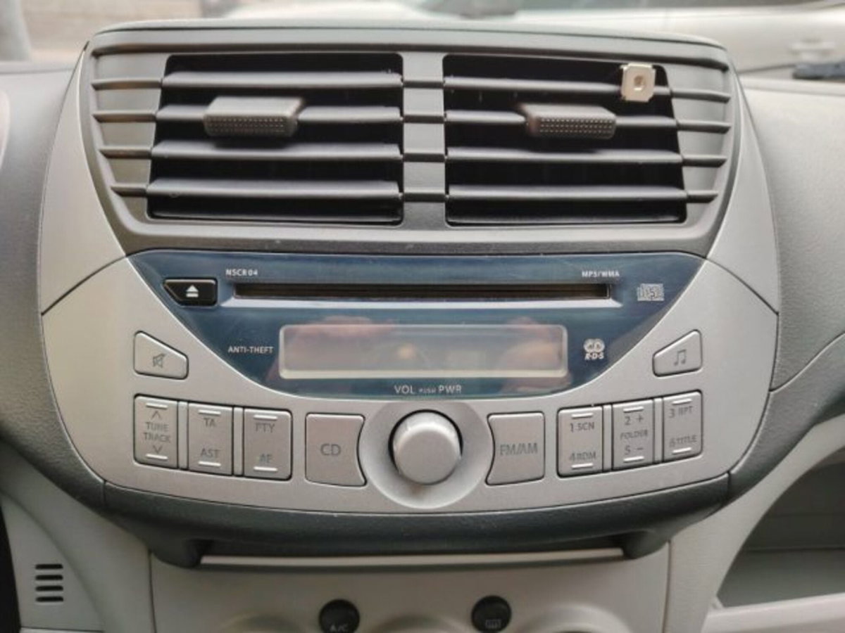Nissan Pixo 1.0 5 porte GPL Eco Easy (14)