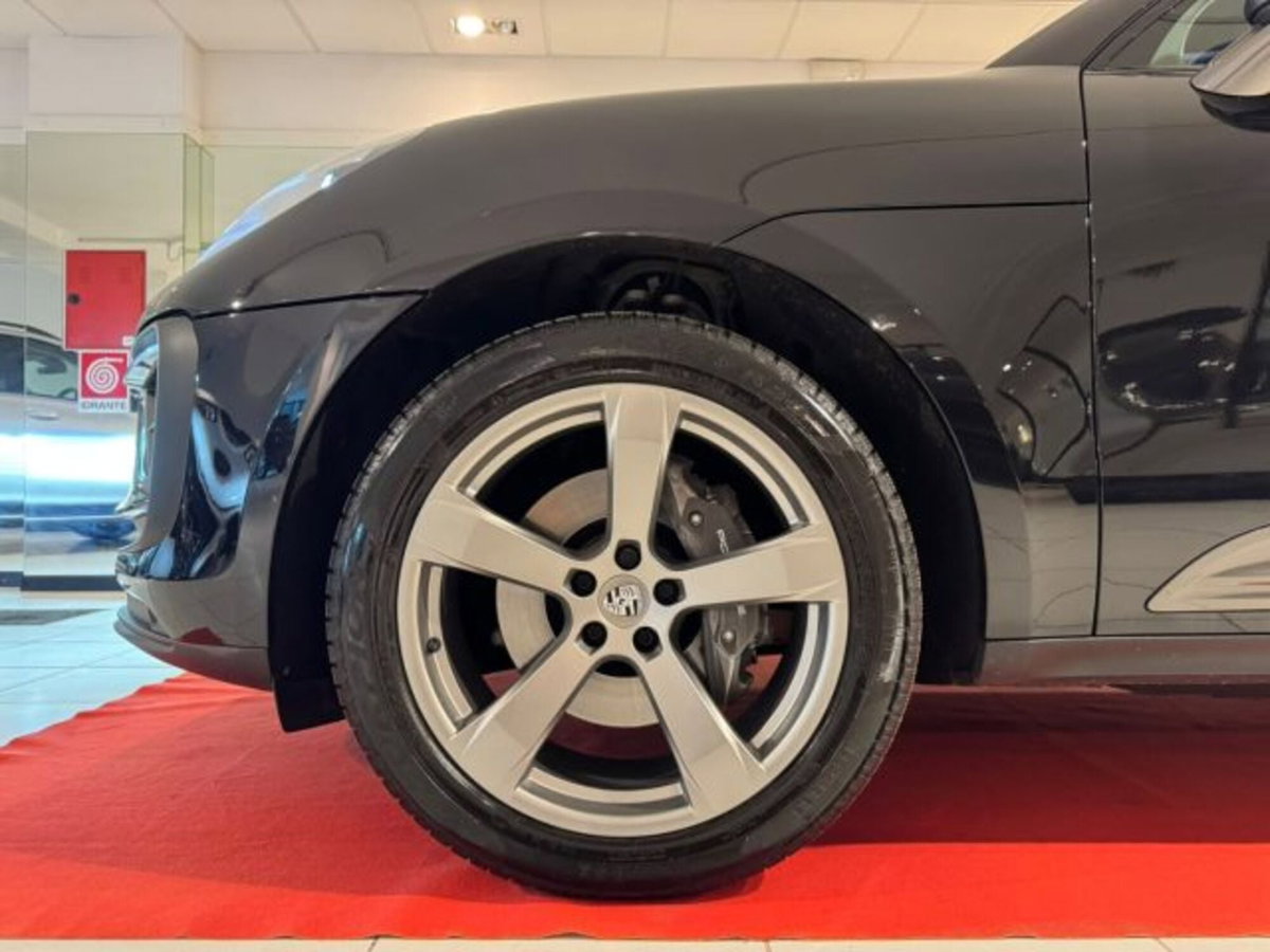 Porsche Macan 2.0 T 265cv pdk (5)