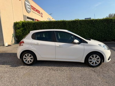 Peugeot 208 75 5 porte Van (4)