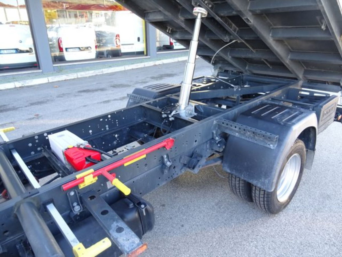 Iveco Daily Telaio 35C18HA8 BTor 3.0 HPT PM-RG Cabinato Hi-Matic (17)