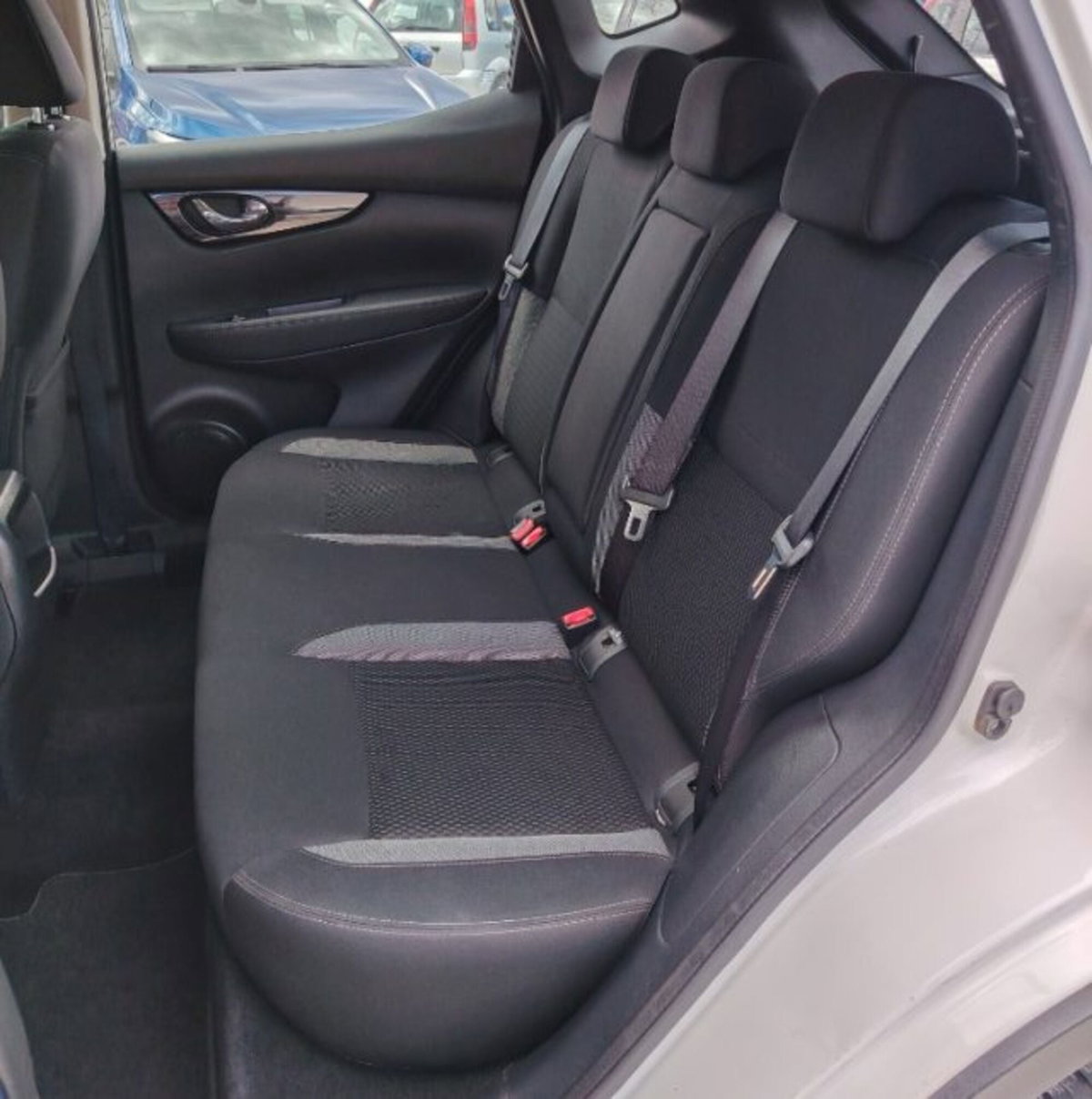 Nissan Qashqai 1.5 dCi 115 CV DCT Business (5)