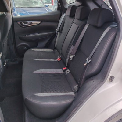 Nissan Qashqai 1.5 dCi 115 CV DCT Business (5)