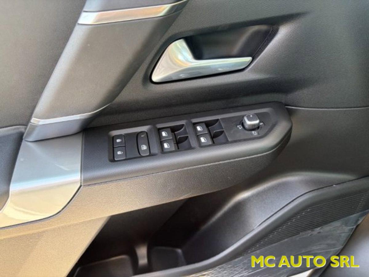 Jeep Compass 1.2 turbo 48V e-hybrid Summit fwd 145cv edct6 (17)