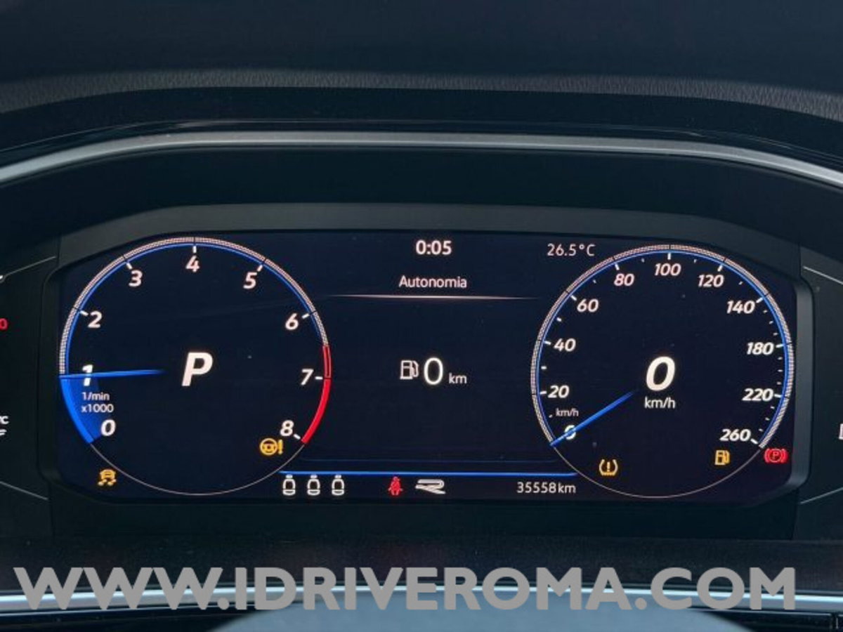 Volkswagen T-Roc 1.5 tsi R-Line dsg (11)