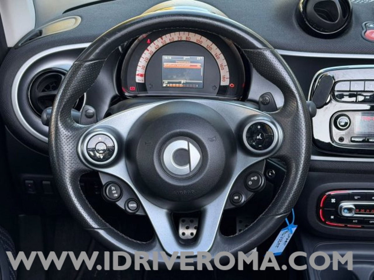 smart Fortwo Cabrio 70 1.0 twinamic cabrio Passion (13)