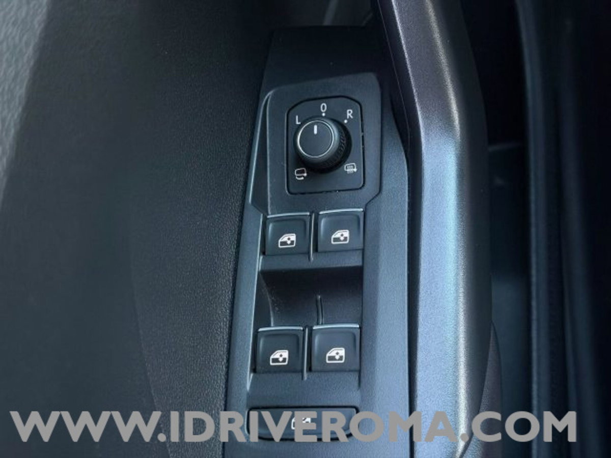 Volkswagen T-Cross 1.0 TSI 110 CV DSG Advanced (12)
