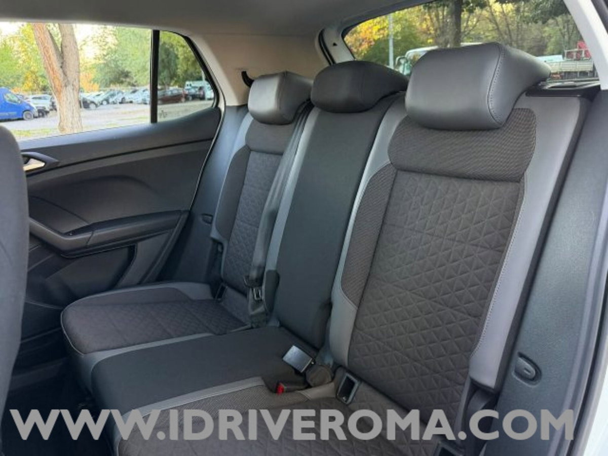 Volkswagen T-Cross 1.0 TSI 110 CV DSG Advanced (8)
