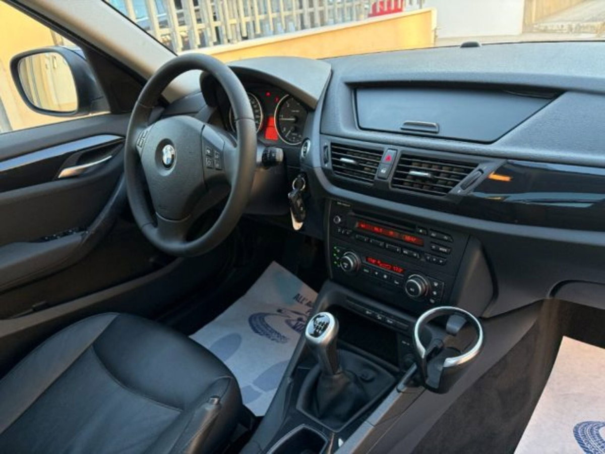 BMW X1 xDrive18d Eletta (10)