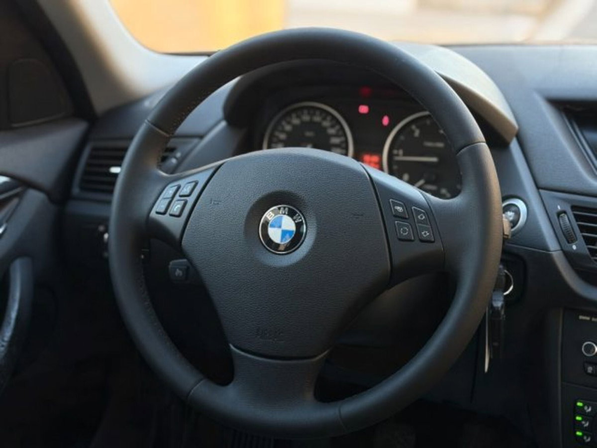 BMW X1 xDrive18d Eletta (16)