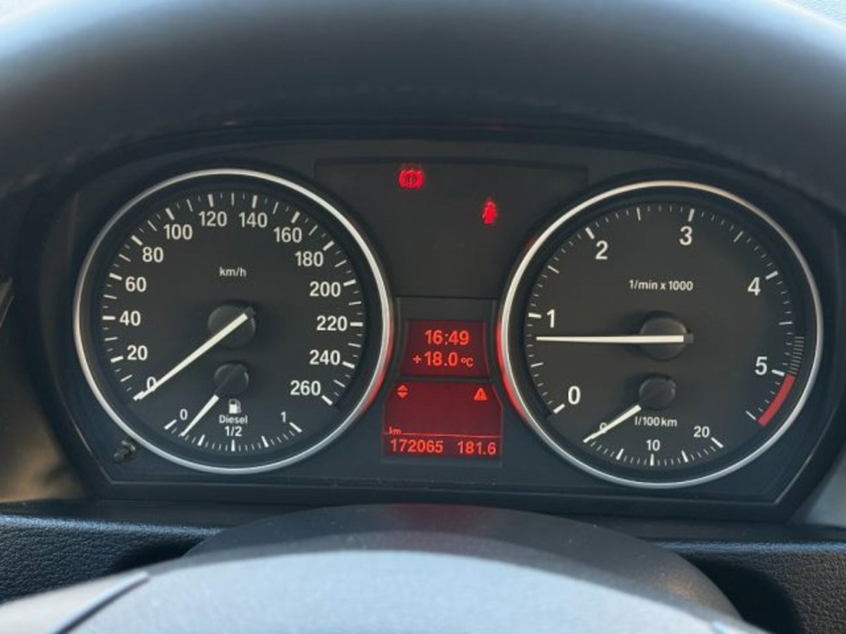 BMW X1 xDrive18d Eletta (19)