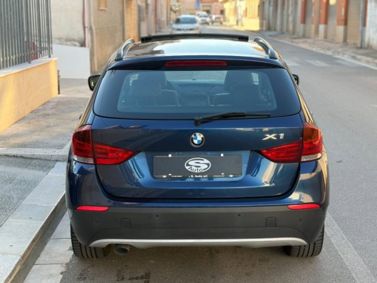 BMW X1 xDrive18d Eletta (5)