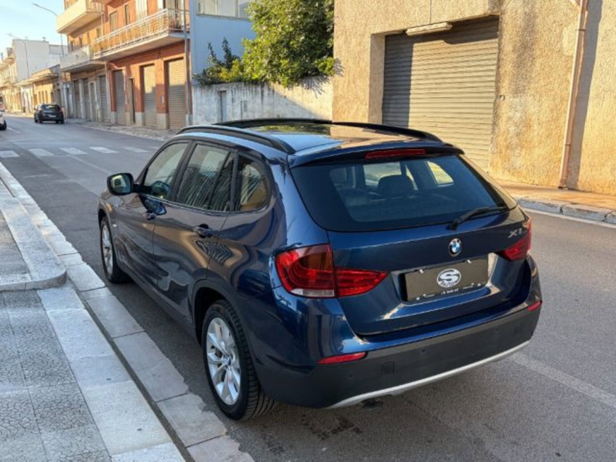 BMW X1 xDrive18d Eletta (6)