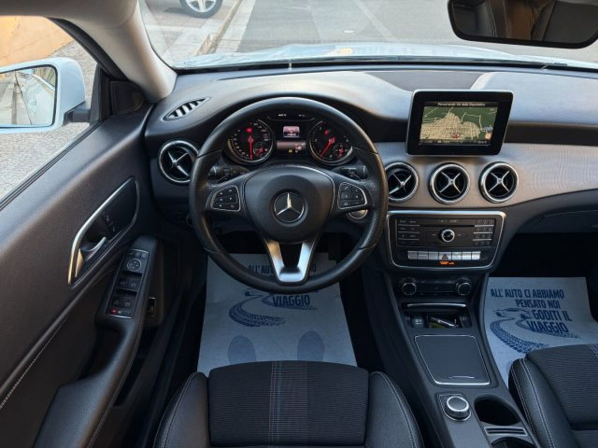 Mercedes-Benz CLA Shooting Brake 200 d Automatic Sport (13)