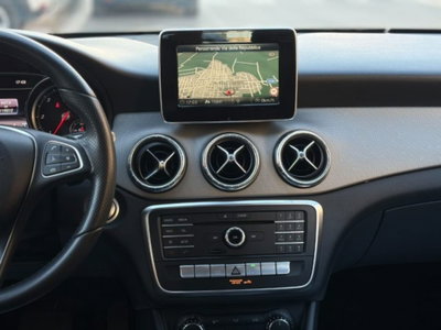 Mercedes-Benz CLA Shooting Brake 200 d Automatic Sport (17)