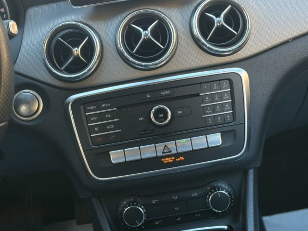 Mercedes-Benz CLA Shooting Brake 200 d Automatic Sport (18)