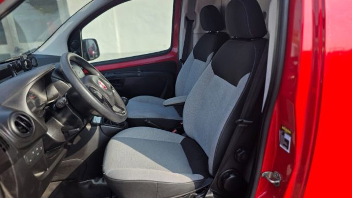 Fiat Fiorino Furgone cargo 1.3 mjt 95cv Adventure (11)