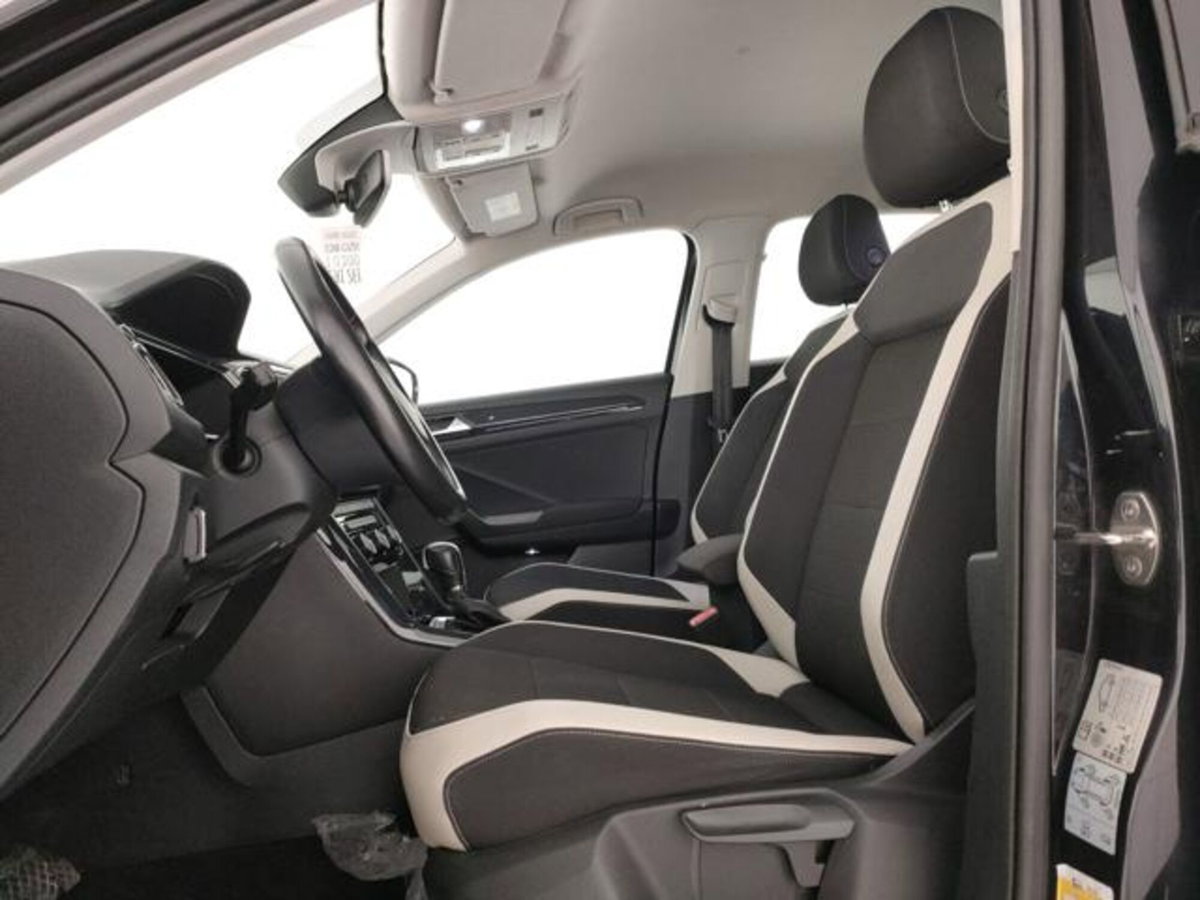 Volkswagen T-Roc 2.0 tdi R-Line 4motion 150cv dsg (5)