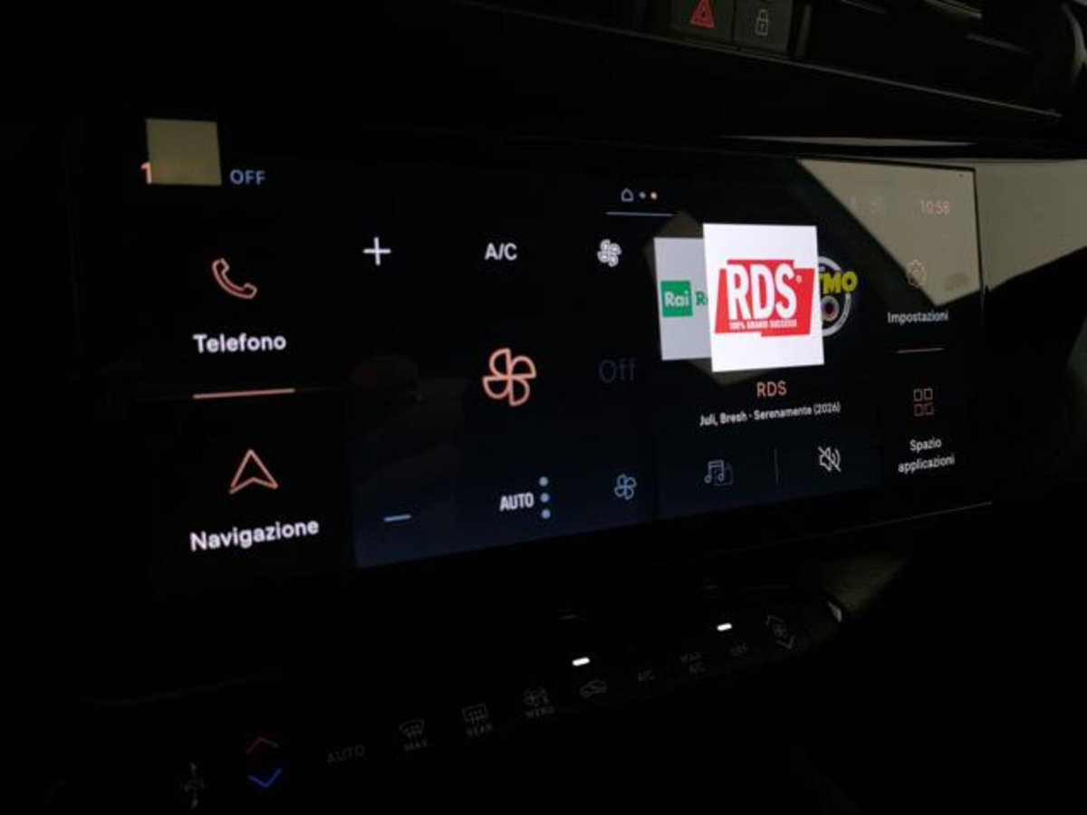 Alfa Romeo Junior 1.2 ibrida Sprint 145cv edct6 (11)