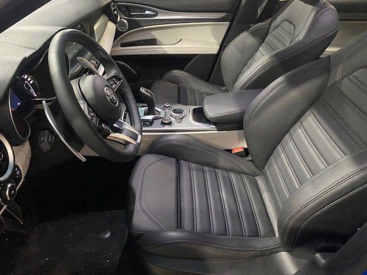 Alfa Romeo Stelvio Stelvio 2.0 Turbo 280 CV AT8 Q4 Veloce (5)