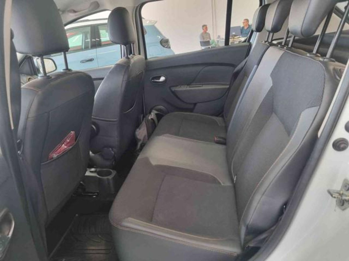 Dacia Sandero Stepway 1.5 dCi 8V 90CV (15)