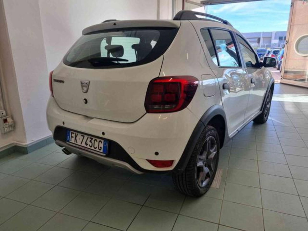 Dacia Sandero Stepway 1.5 dCi 8V 90CV (9)