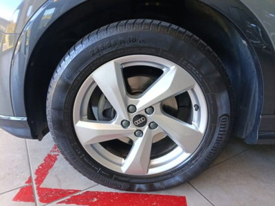 Audi Q3 35 TDI quattro S tronic Business Advanced (19)