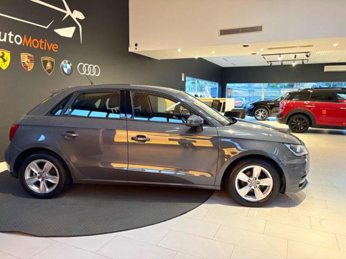 Audi A1 Sportback 1.4 TDI ultra Metal plus (6)