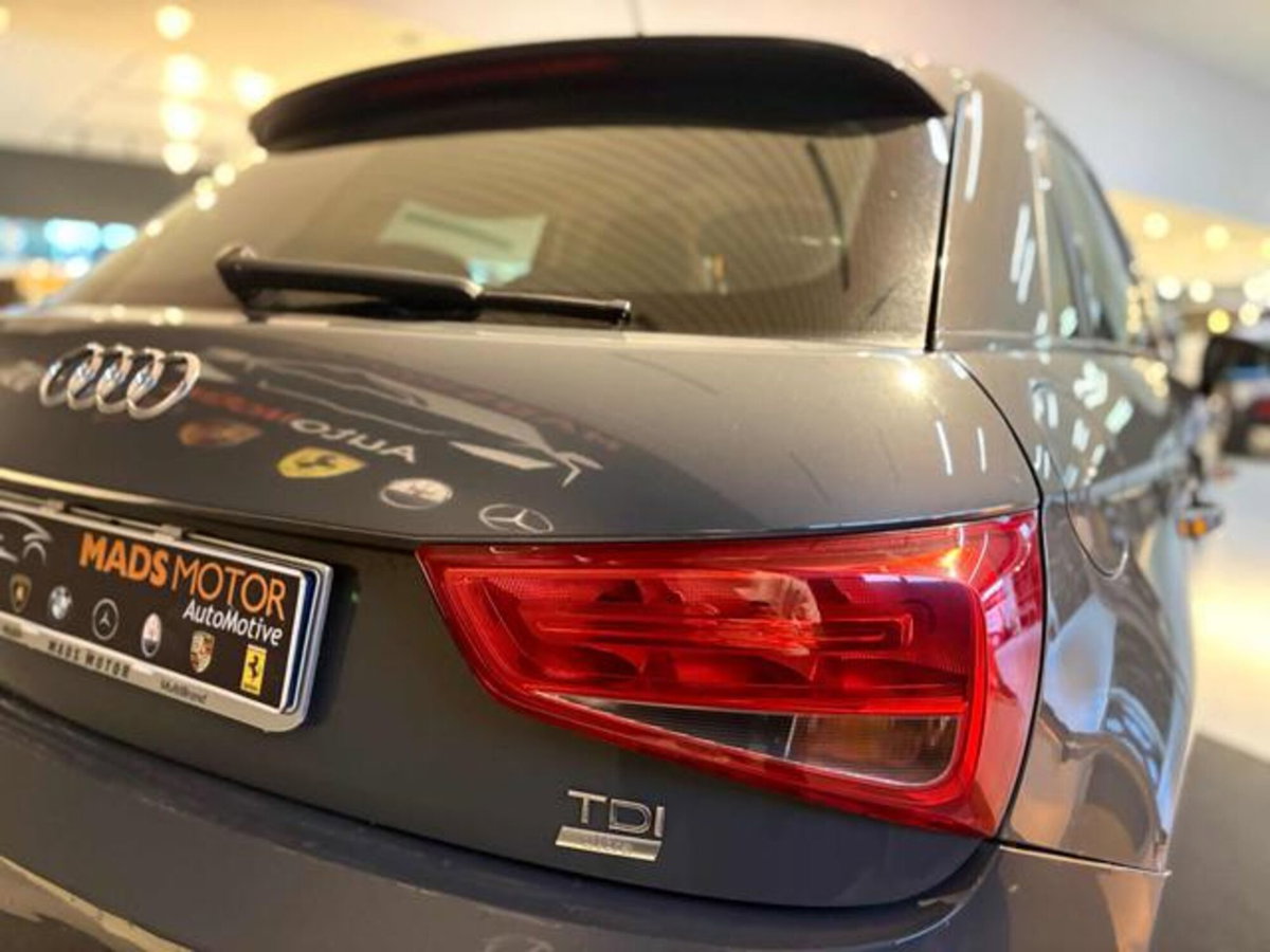 Audi A1 Sportback 1.4 TDI ultra Metal plus (8)