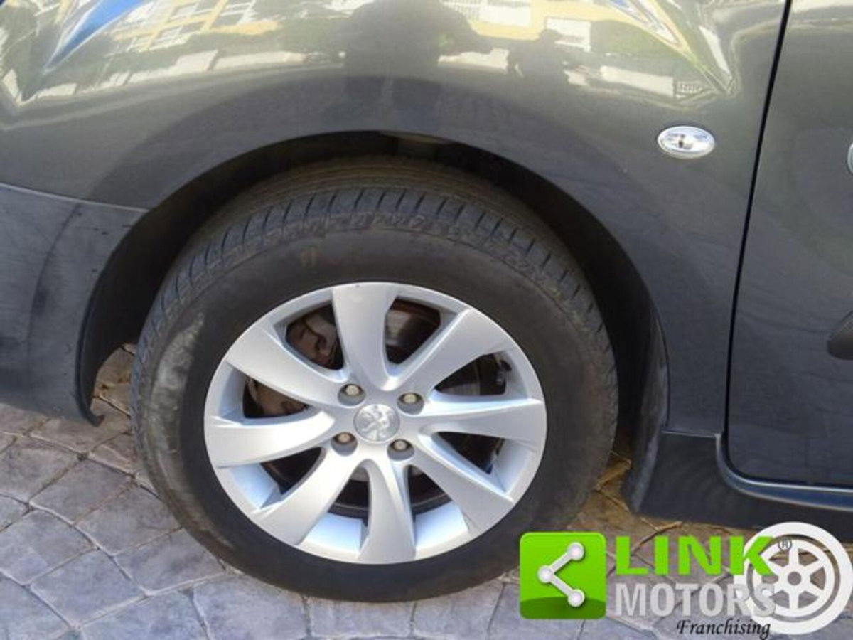 Peugeot Partner BlueHDi 100 Active (13)