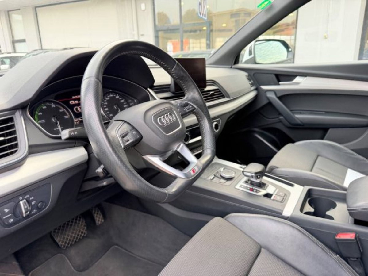 Audi Q5 2.0 TFSI quattro S tronic S line plus (8)