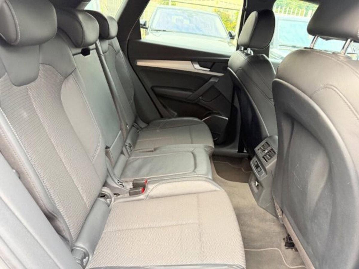 Audi Q5 2.0 TFSI quattro S tronic S line plus (9)