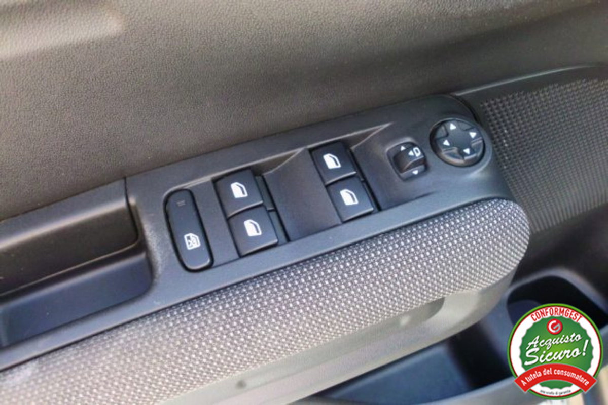 Citroen C3 Aircross BlueHDi 100 S&S Shine (15)