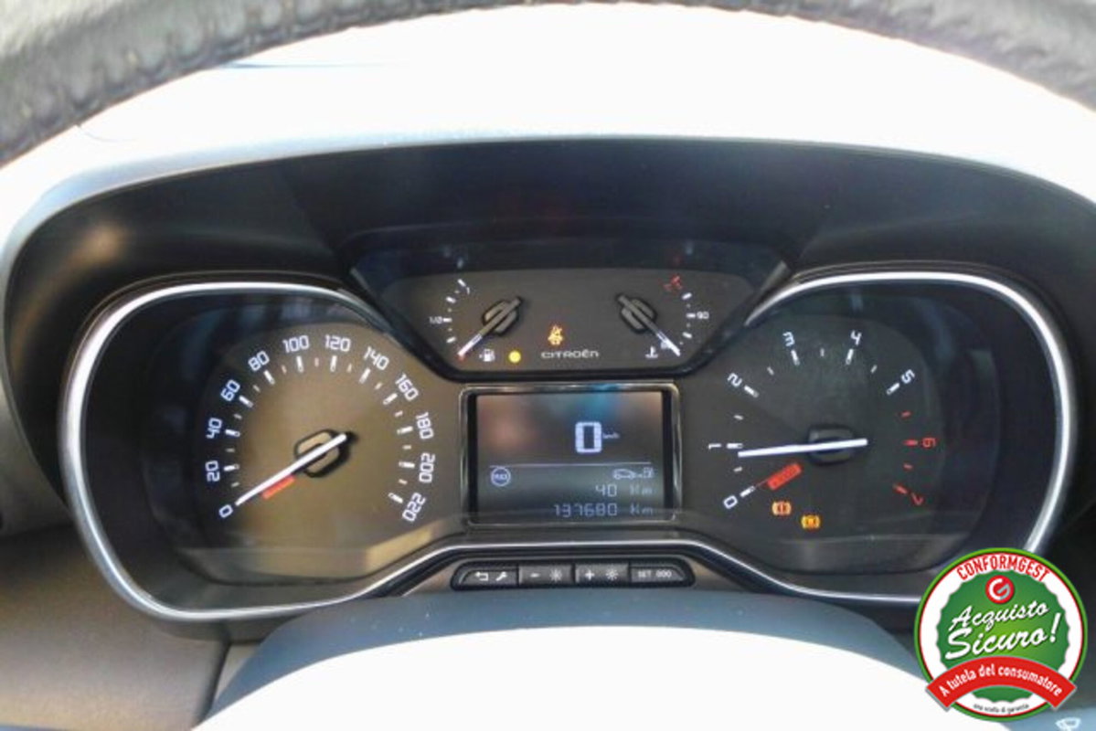 Citroen C3 Aircross BlueHDi 100 S&S Shine (17)
