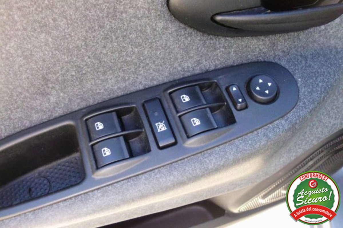 Lancia Ypsilon 1.0 FireFly 5 porte S&S Hybrid Gold Plus (15)