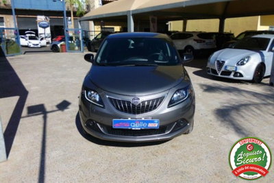 Lancia Ypsilon 1.0 FireFly 5 porte S&S Hybrid Gold Plus (2)