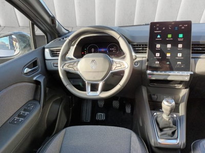 Renault Captur 1.2 eco-g Techno 120cv (12)